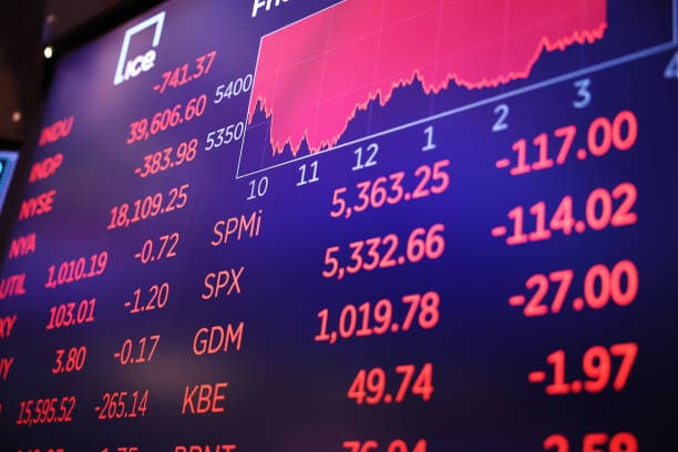 Indian shares subdued as rising crude prices eclipse IT gains